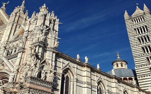 Sienas katedral och avtäckningen av golvet: ett evenemang som inte får missas