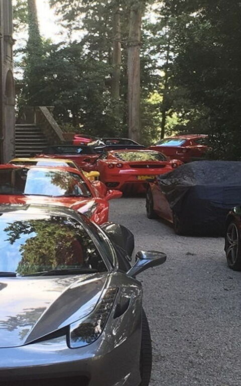 En Ferrari-samling på Castello di Montegufoni