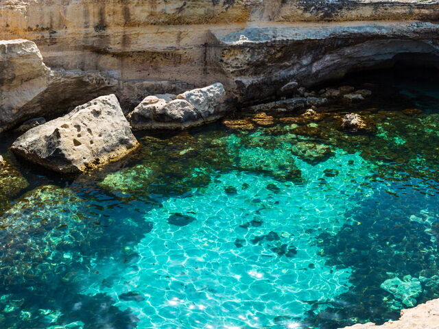 Poesigrottan i Apulien