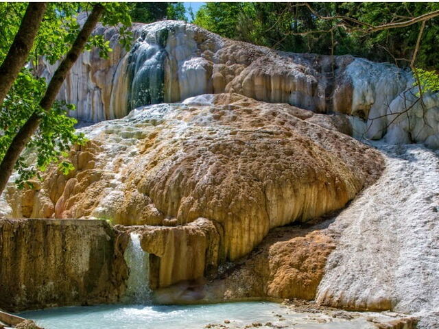 3 varma källor i Toscana som du inte får missa