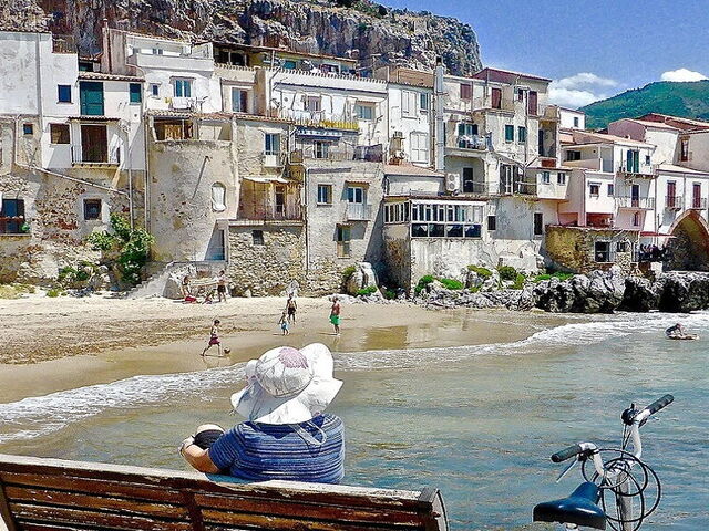 Cefalù, en resa mellan naturliga skönheter och arkitektoniska underverk