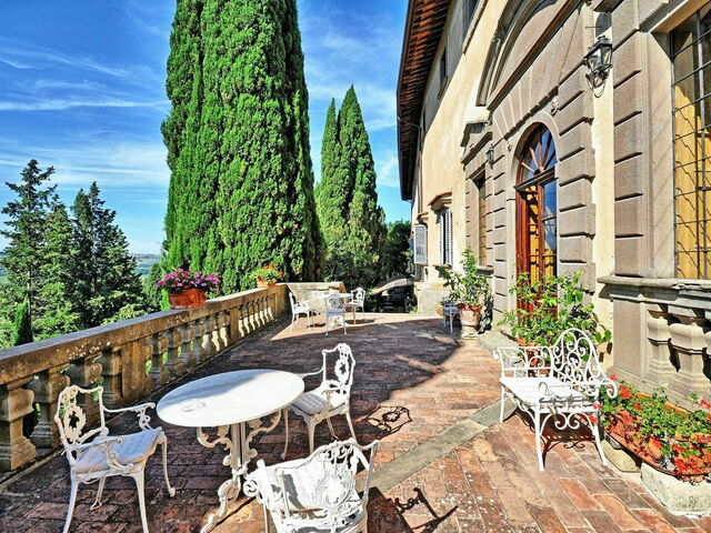 Slottsupplagan - Extrem makeover: Nytt utseende för Montegufoni 27