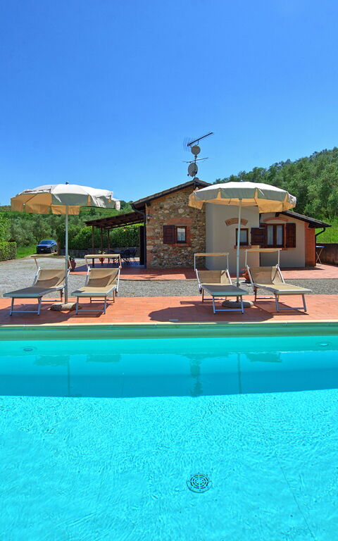 Cuccardino: slå samman, Utomhus