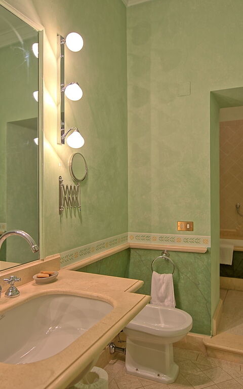 Castello Leopoldo: Badrum