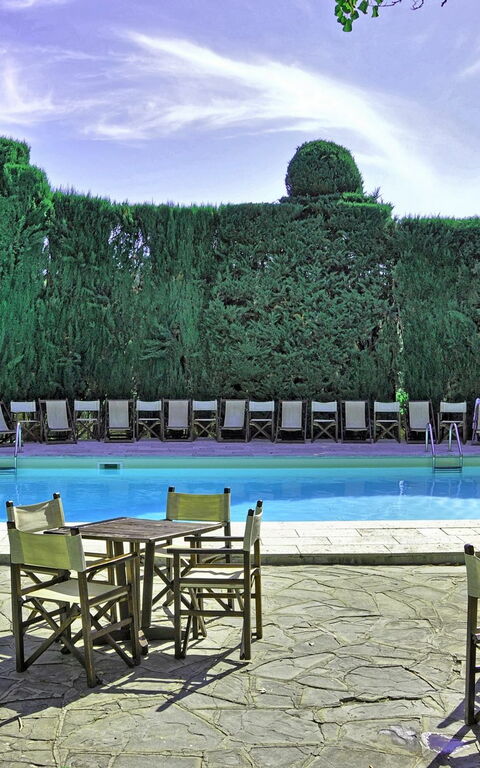 Montegufoni: slå samman