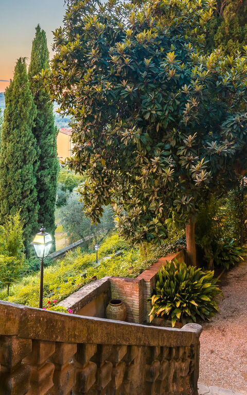 Montegufoni: Balkong / terrass / uteplats, Exteriör, Trädgård, Utomhus