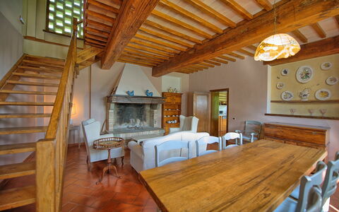 Semesterboende Villa Acciaioli: Lunchrum, Vardagsrum