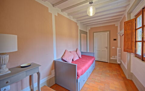 Semesterboende Montegufoni 18: Andra rummet