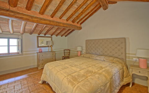 Semesterboende Montegufoni 11: sovrum