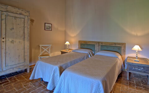 Semesterboende Montegufoni 30: sovrum