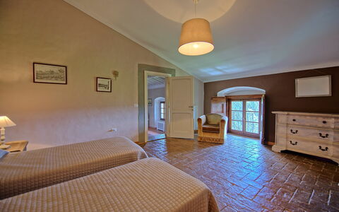Semesterboende Montegufoni 30: sovrum