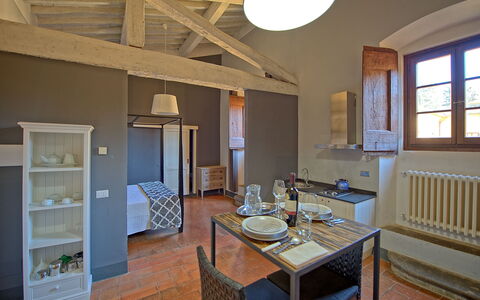 Semesterboende Montegufoni 22: Kök, Lunchrum, sovrum