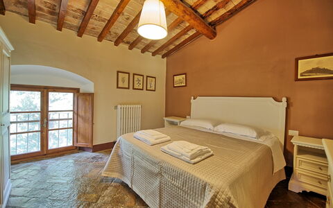 Semesterboende Montegufoni 19b: sovrum