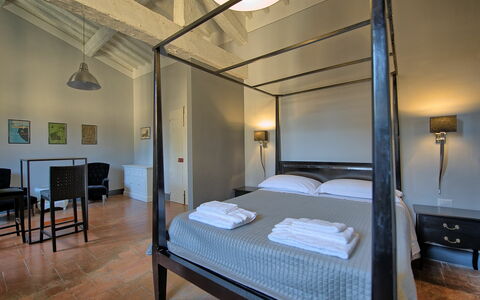 Semesterboende Montegufoni 22: sovrum