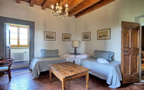 Semesterboende Montegufoni 23: sovrum