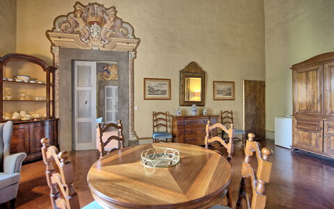 Semesterboende Montegufoni 7: Lunchrum, Vardagsrum