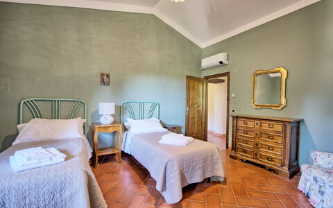 Semesterboende Villa Acciaioli: sovrum