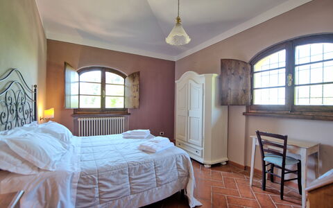 Semesterboende Villa Acciaioli: sovrum