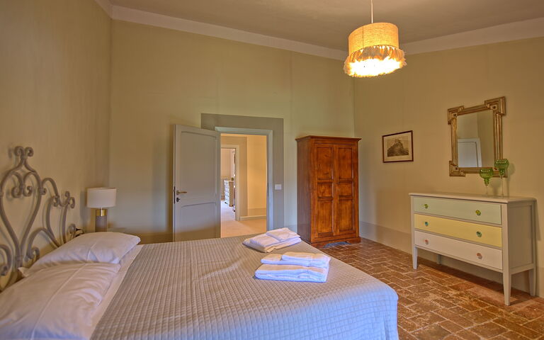 Semesterboende Montegufoni 27: sovrum