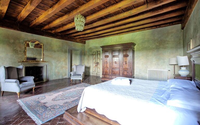 Semesterboende Montegufoni 23: sovrum