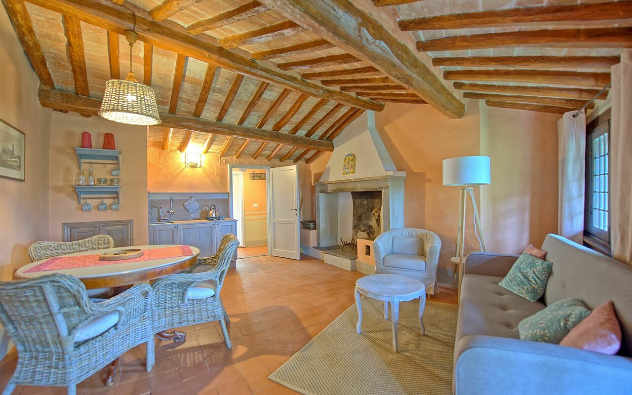 Semesterboende Montegufoni 11: Kök, Lunchrum, Vardagsrum