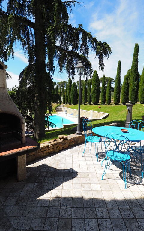 Cornocchio: slå samman, Trädgård