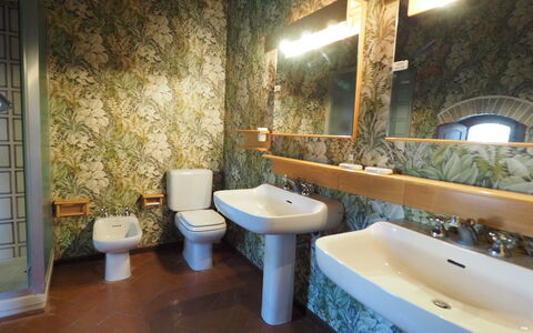 Semesterboende Cornocchio 1: Badrum