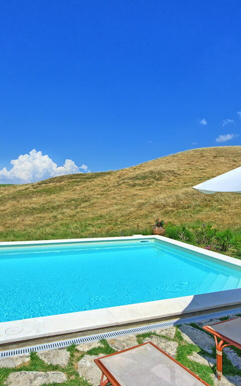 Castelmuzio: slå samman