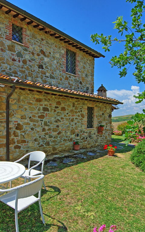 Castelmuzio: Trädgård, Utomhus