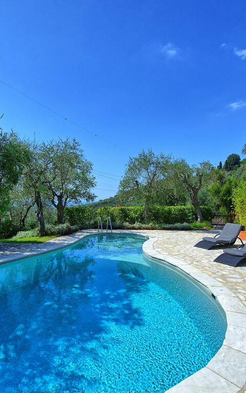 Villa Oliveta: slå samman