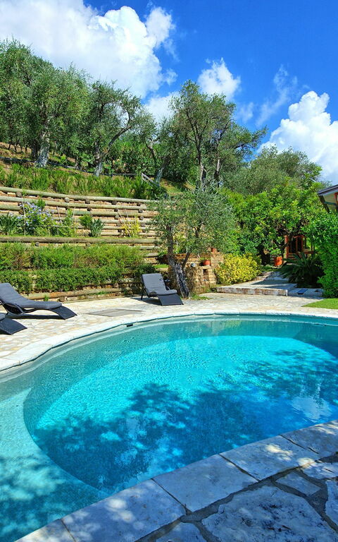 Villa Oliveta: slå samman