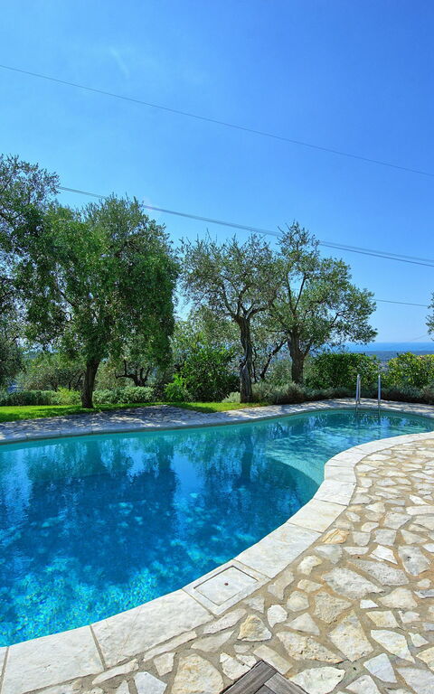 Villa Oliveta: slå samman