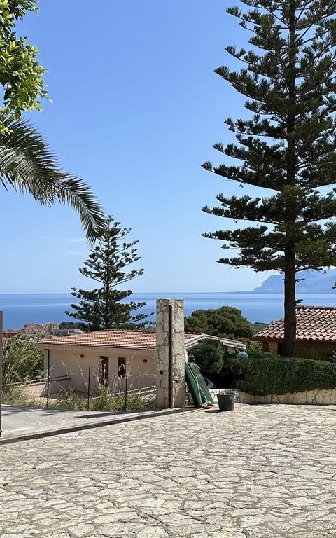 Castellammare: Exteriör, Huvudentré, Visningar