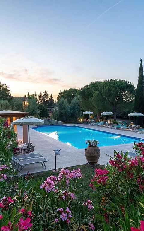 Montelopio: Exteriör, slå samman, Trädgård, Utomhus