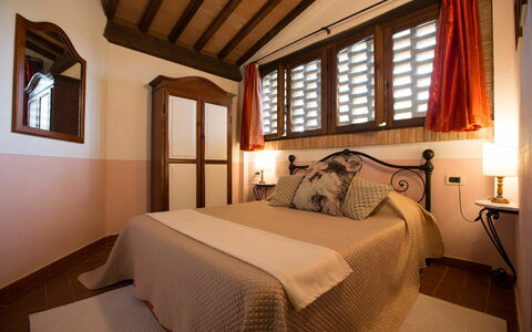 Semesterboende Montelopio 6: sovrum