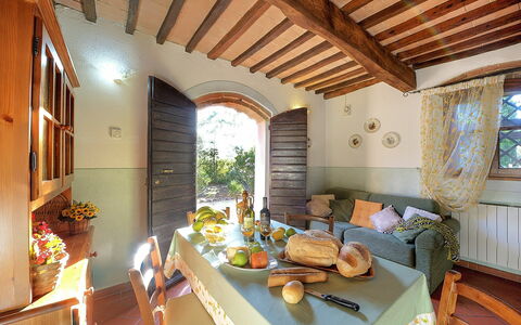 Semesterboende Montelopio 2: Kök, Lunchrum, Vardagsrum