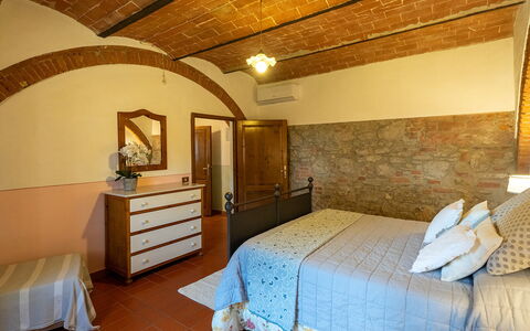 Semesterboende Montelopio 3: sovrum