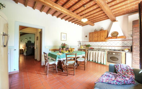 Semesterboende Montelopio 3: Kök, Lunchrum, Vardagsrum