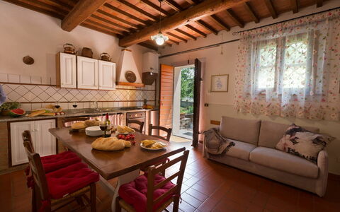 Semesterboende Montelopio 3: Kök, Lunchrum, Vardagsrum