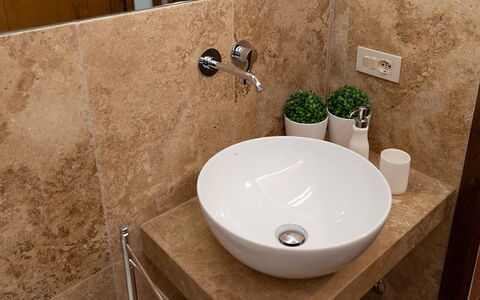 Semesterboende Montelopio 7: Badrum, Rumsinformation