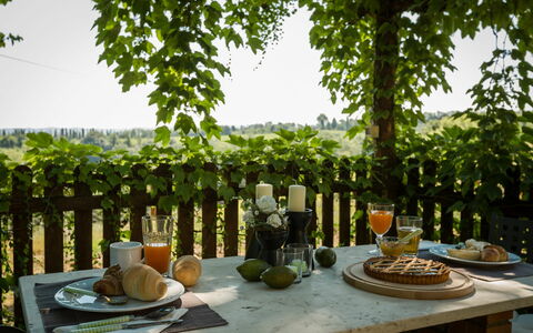 Semesterboende Montelopio 8: Trädgård, Utomhus