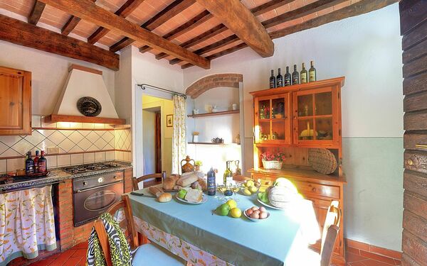 Semesterboende Montelopio 2: Kök, Lunchrum, Vardagsrum