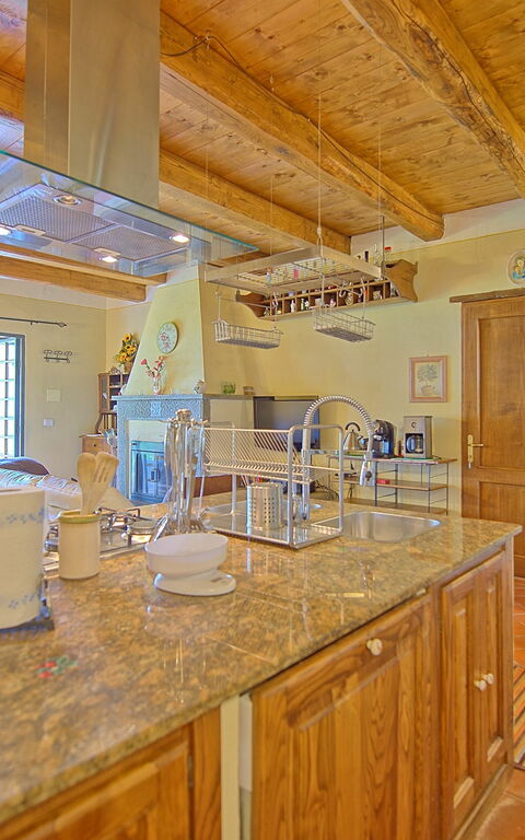 Villa Margherita: Kök, Lunchrum, Vardagsrum