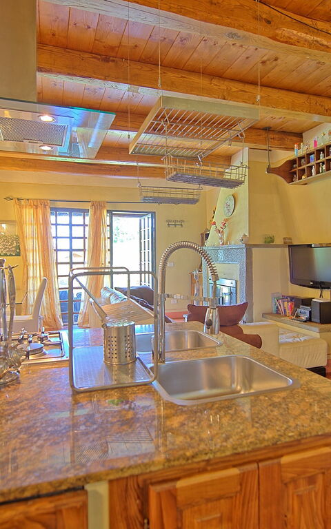 Villa Margherita: Kök, Lunchrum, Vardagsrum