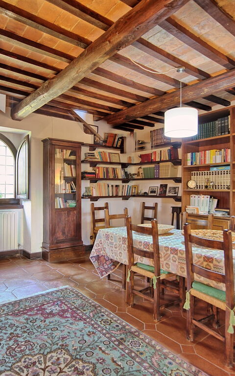 Casale Giulio: Lunchrum, Vardagsrum