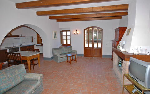 Semesterboende Fornacino 5: Kök, Lunchrum, Vardagsrum