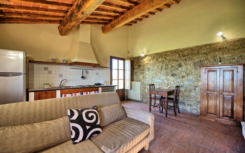 Semesterboende Fornacino 6: Kök, Vardagsrum