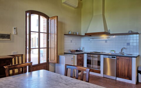 Semesterboende Fornacino 1: Kök, Lunchrum