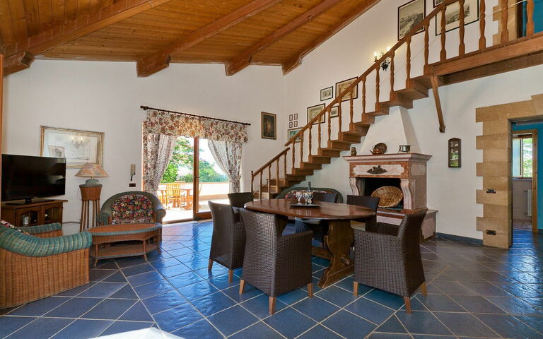 Villa Erice: Lunchrum, Vardagsrum