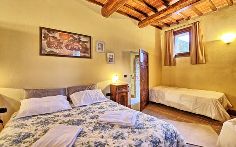 Semesterboende Orietta 2: sovrum